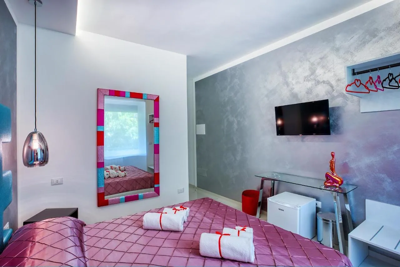 Distinto Suite & Rooms 레체