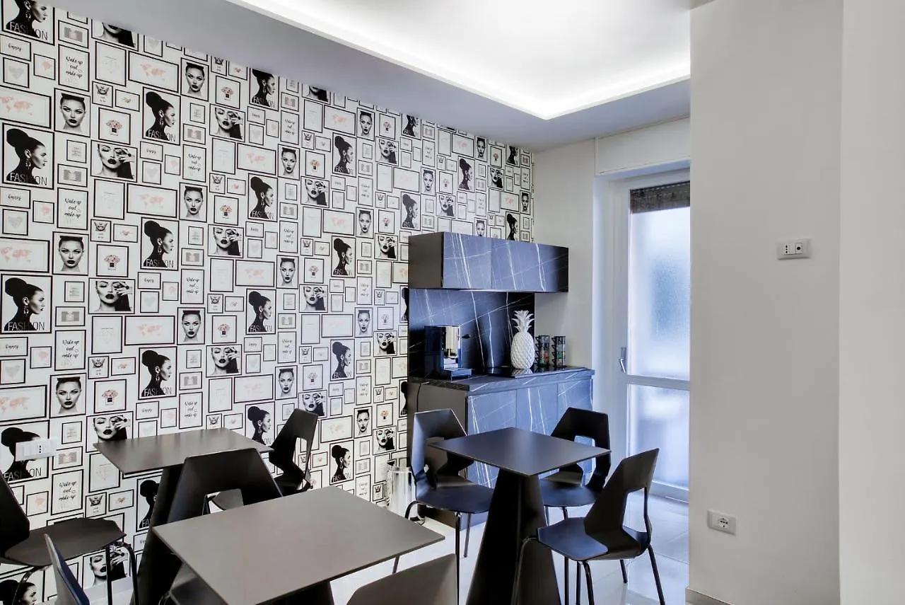 Distinto Suite & Rooms Lecce Italy