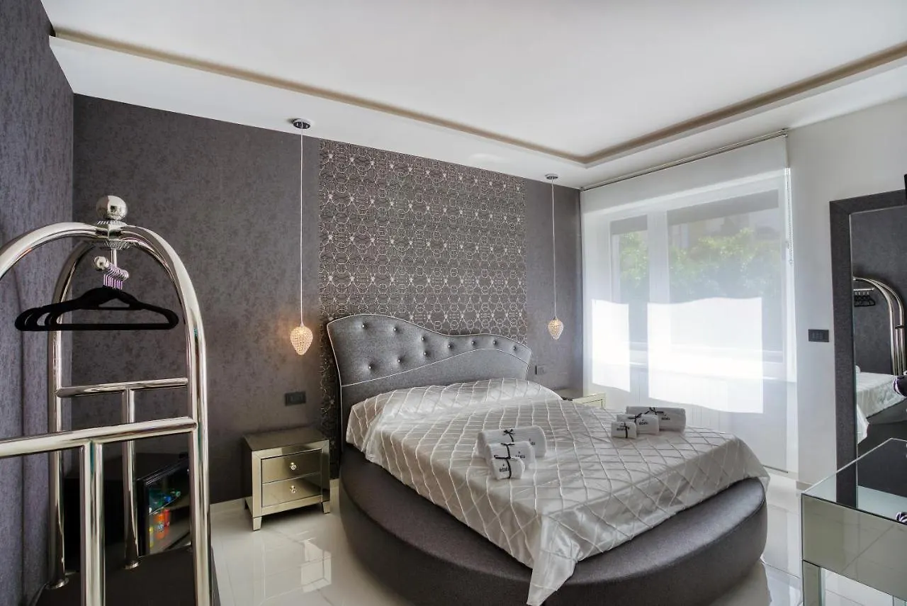 B&B Distinto Suite & Rooms 레체 이탈리아